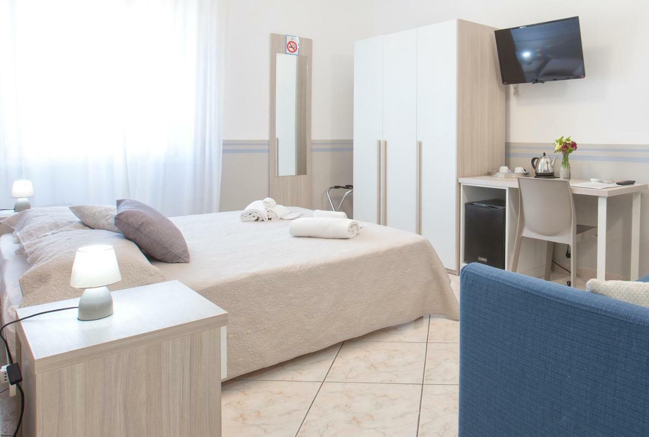 Alguest Hotel Alghero Bagian luar foto