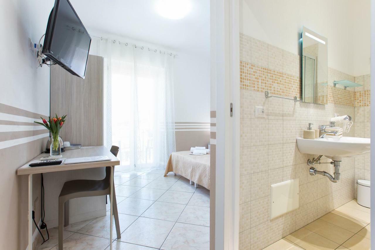 Alguest Hotel Alghero Bagian luar foto